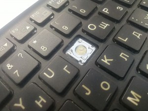 Клавиатура (неисправная) на кнопки CP575628-01 MP-11L66003D852 REV: A Fujitsu NH532 запчасти для ноутбука