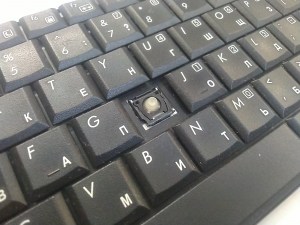 Клавиатура неисправная (на кнопки) 537583-251 NSK-HFM0R 9J.N2G82.M0R 6037B0038422 HP Compaq 510 511 515 610 615 CQ510 CQ511 CQ610 6530s 6535s 6730s 6735s запчасти для ноутбука