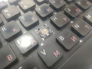 Клавиатура неисправная (на кнопки) V127760CS Samsung 300E5A 300V5A 305E5A 305V5A NP300E5A NP300V5A NP305E5A NP305V5A запчасти для ноутбука