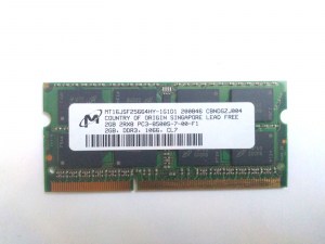 Micron MT16JSF25664HY-1G1D1 2GB 2Rx8 PC3-8500S-7-00-F1 DBNDGZJ004 запчасти для ноутбука