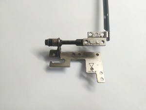 Петля (правая) 13N0-ZYM0211 Fujitsu NH532 запчасти для ноутбука