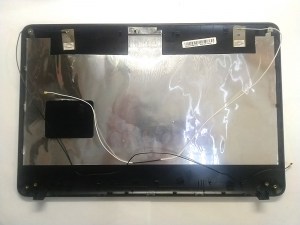 Верхняя крышка (матрицы) B0444508S10009 V000210590 Toshiba Satellite C655 запчасти для ноутбука