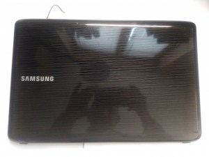 Верхняя крышка (матрицы) BA75-02370B Samsung R528 R530 R540 RV510 R538 R525 запчасти для ноутбука