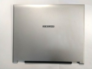 Верхняя крышка (матрицы) BA81-02319A BA75-01721A Samsung R65 запчасти для ноутбука