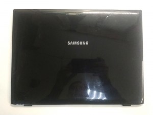Верхняя крышка (матрицы) BA81-03365A BA75-01858A Samsung NP- R70 запчасти для ноутбука