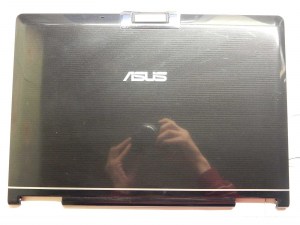 Верхняя крышка (матрицы) 13GNPC3AP050 13GNED11P012-2 для ноутбука Asus X57V