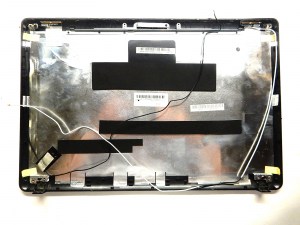 Верхняя крышка (матрицы) AP0E4000601 для ноутбука Lenovo Z565 Z560