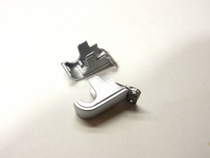 Заглушки петель верхние для ноутбука HP dv6-6c51er и др. dv6-6000 серии