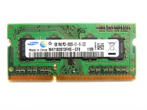 Оперативная память для ноутбука Samsung 1Gb M471B2873EHS-CF8 1GB 1Rx8 PC3-8500S-07-10-ZZZ